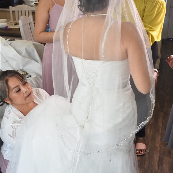 Wedding dress size 10 - Picture 4 of 5